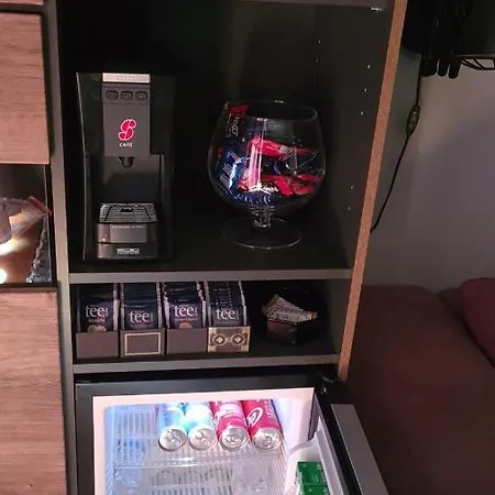 Deluxe & Lounge 